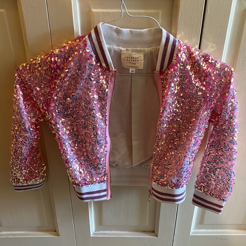 COPY - Hannah Banana sequins light jacket.